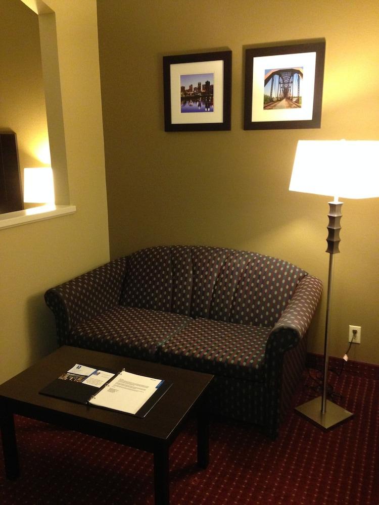 Quality Inn & Suites Little Rock West Exteriör bild