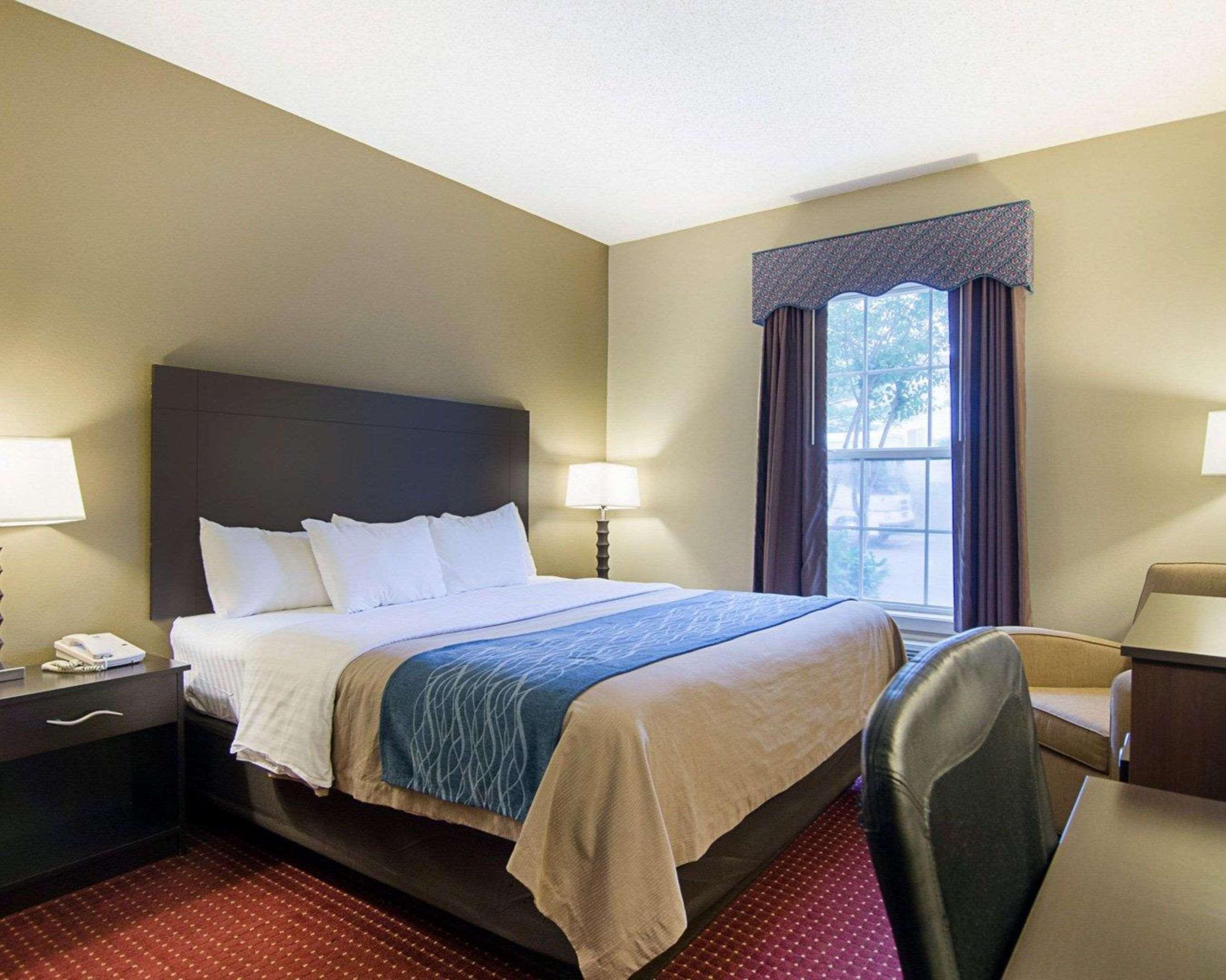 Quality Inn & Suites Little Rock West Exteriör bild