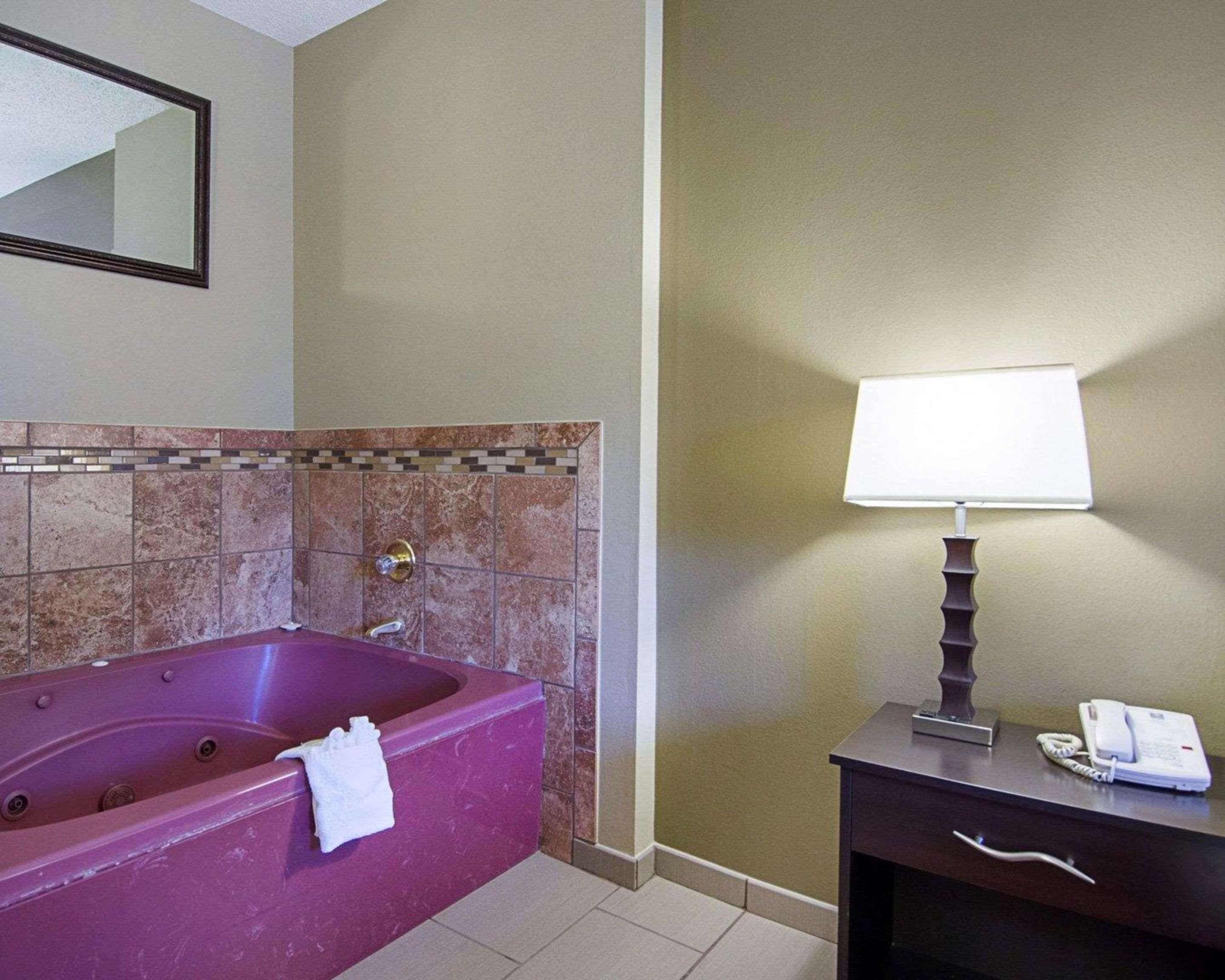 Quality Inn & Suites Little Rock West Exteriör bild