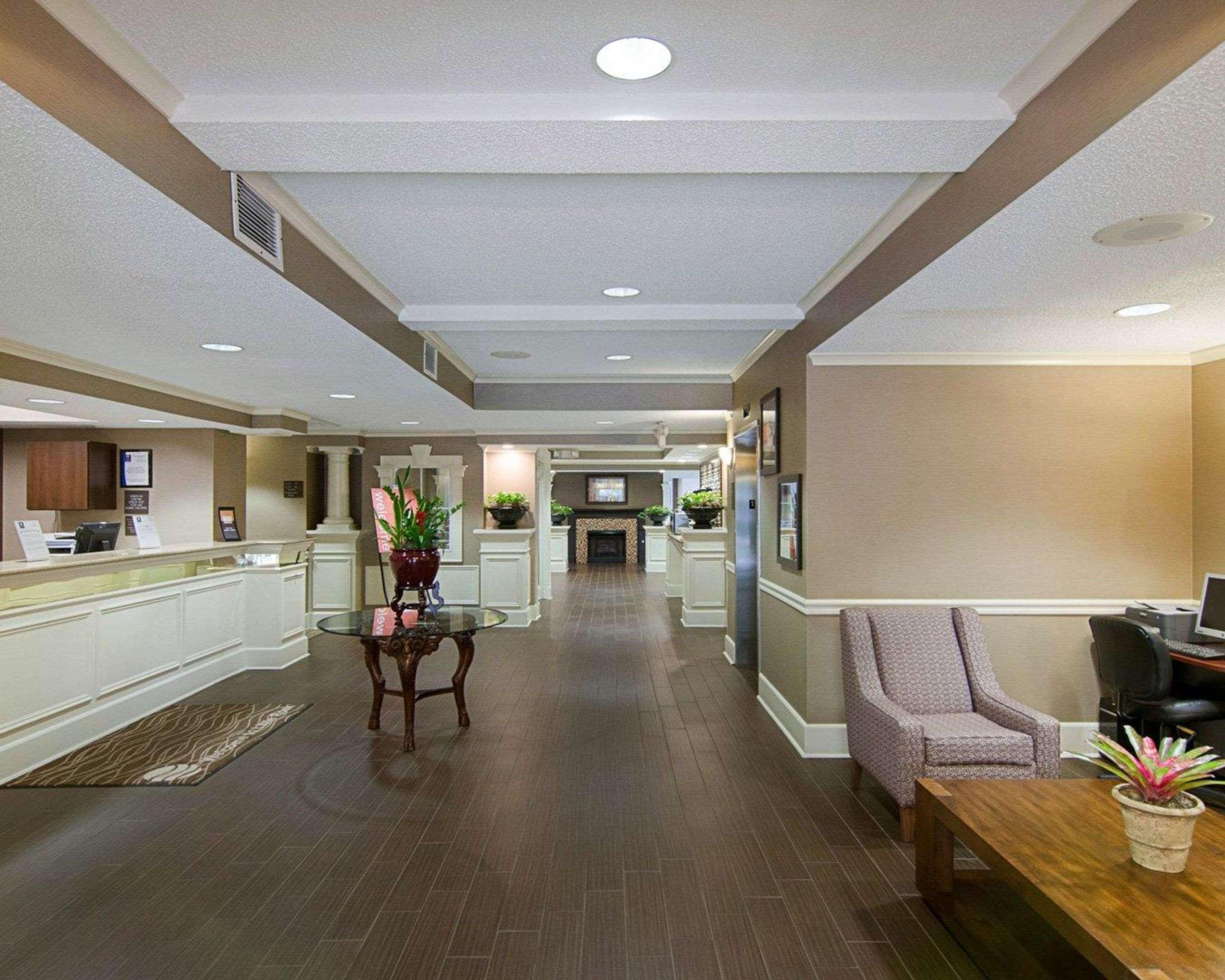 Quality Inn & Suites Little Rock West Exteriör bild