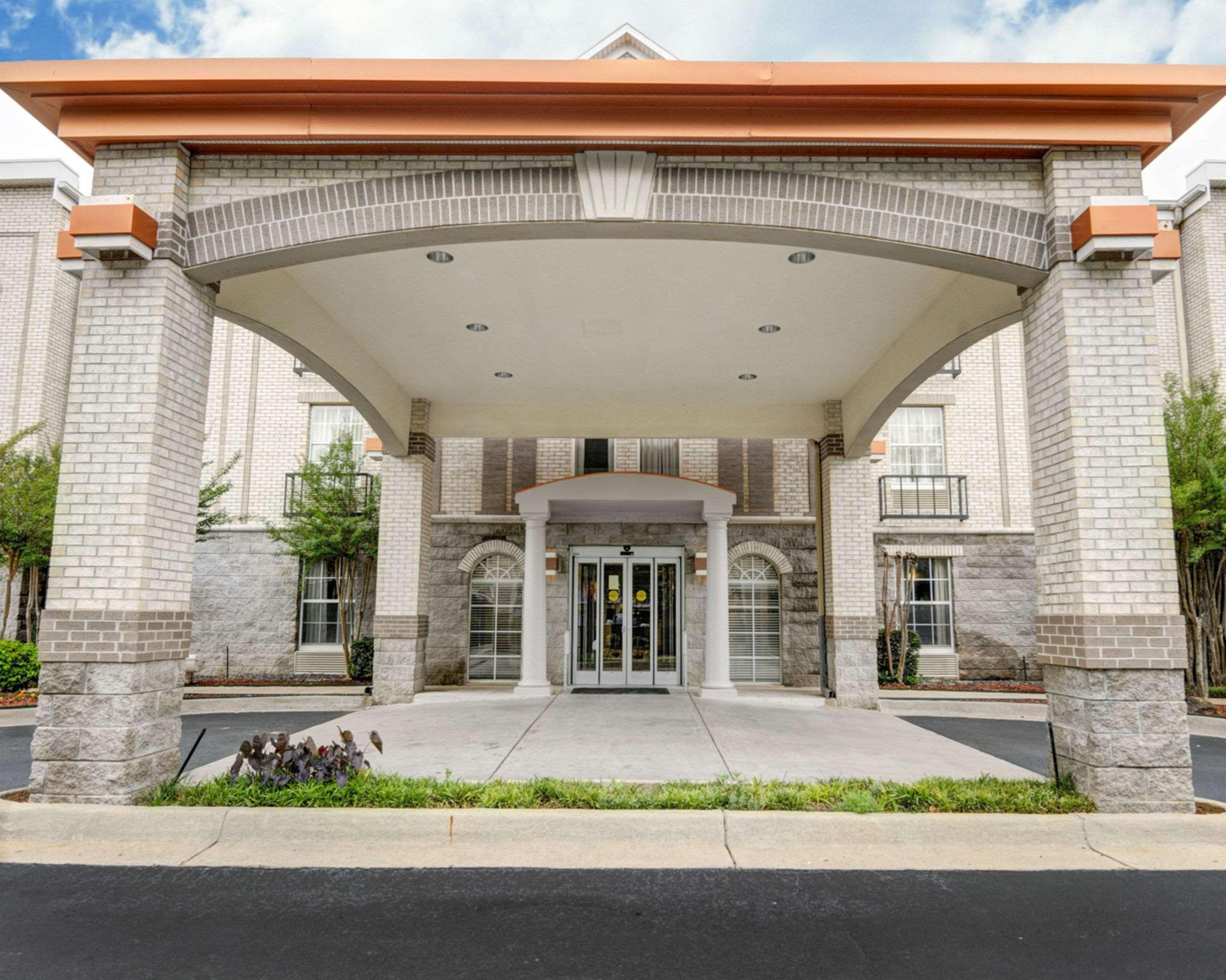 Quality Inn & Suites Little Rock West Exteriör bild
